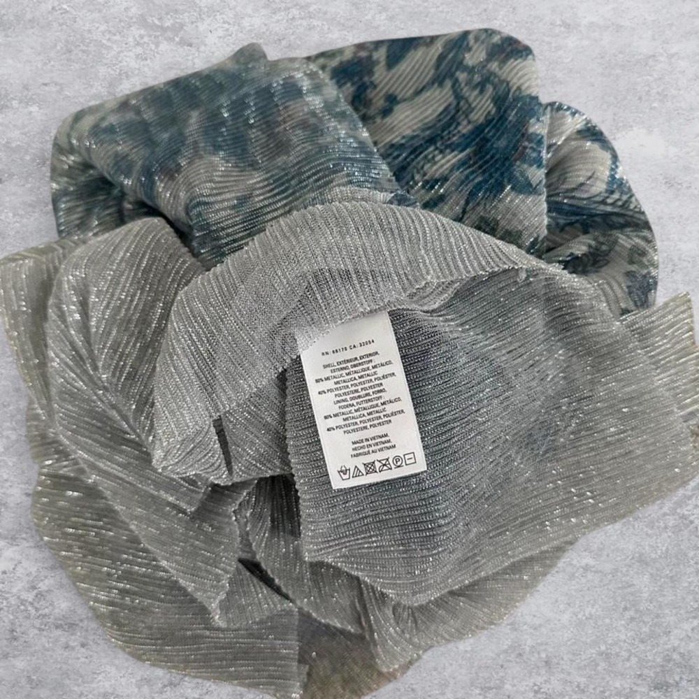 Vanessa Virginia Anthropologie Blue Silver Metallic Floral Top Small - Picture 7 of 7